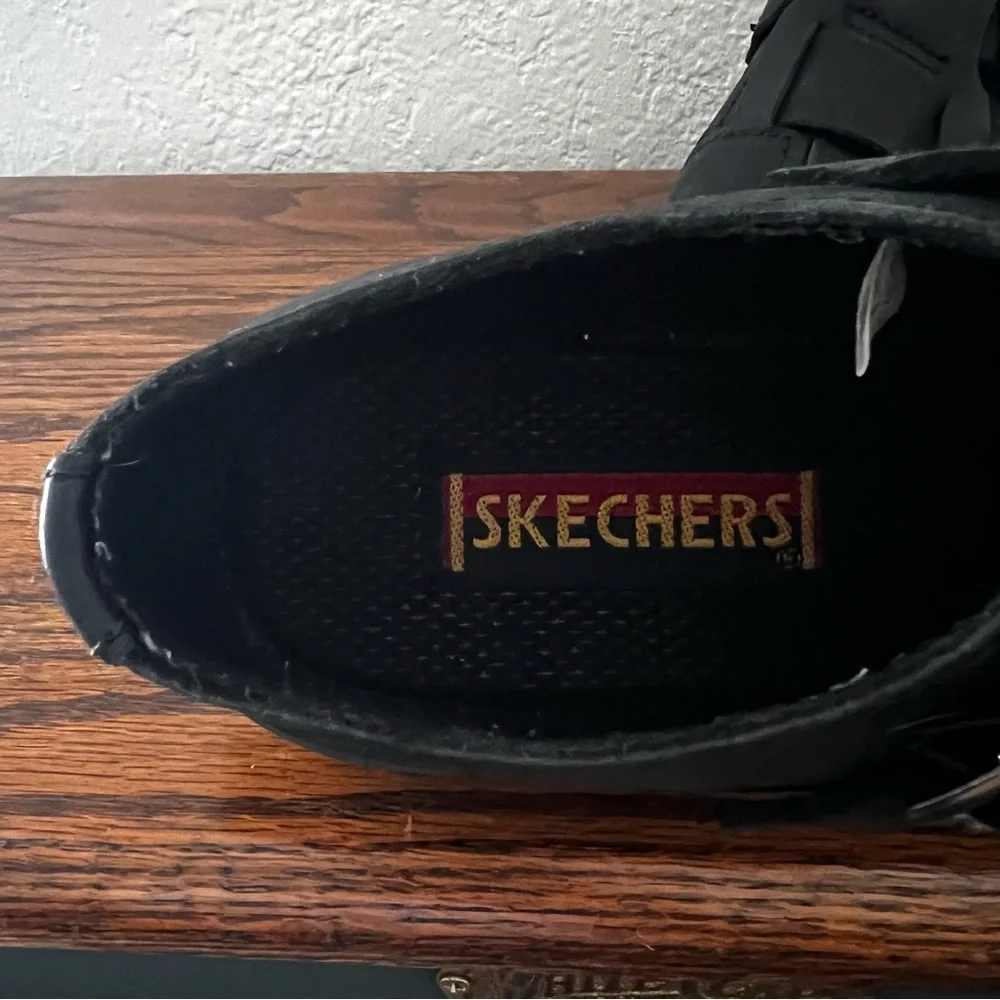 Vintage Skechers Y2K Leather Chunky Fisherman’s Sandals EU 40 Men’s 7.5